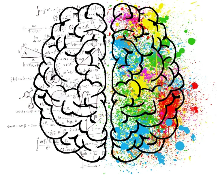 Picture of a brain thinking and fog depicting creatine for fixing brain fog